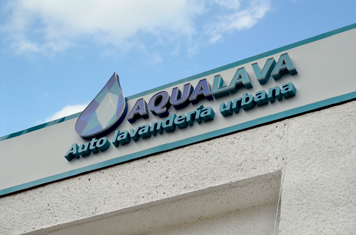 LOGOTIPO AQUALAVA