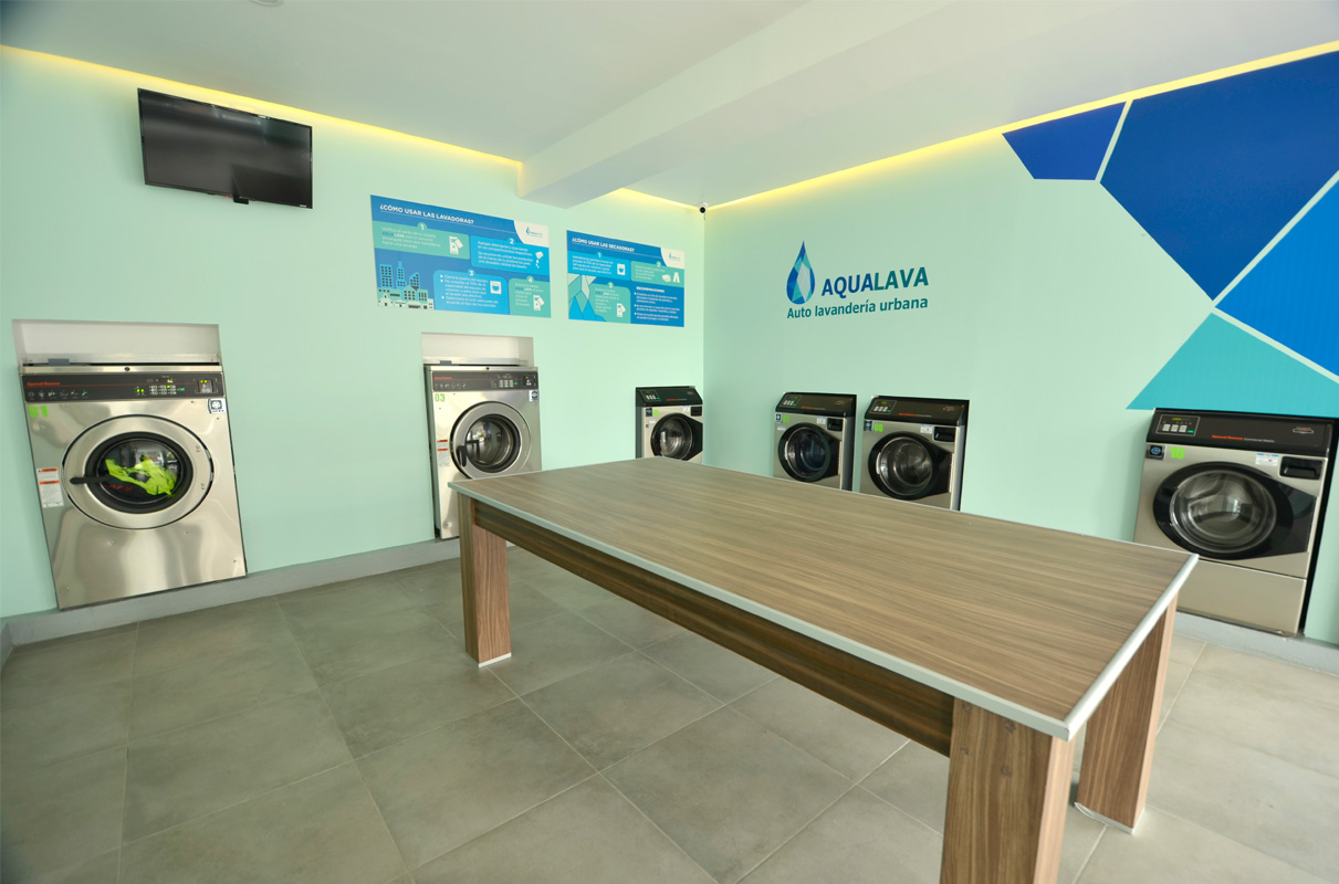 INSTALACIONES AQUALAVA